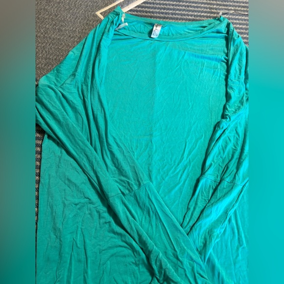 💘5 for $25 // Size 2XL Green Long Sleeve Blouse - Picture 3 of 10